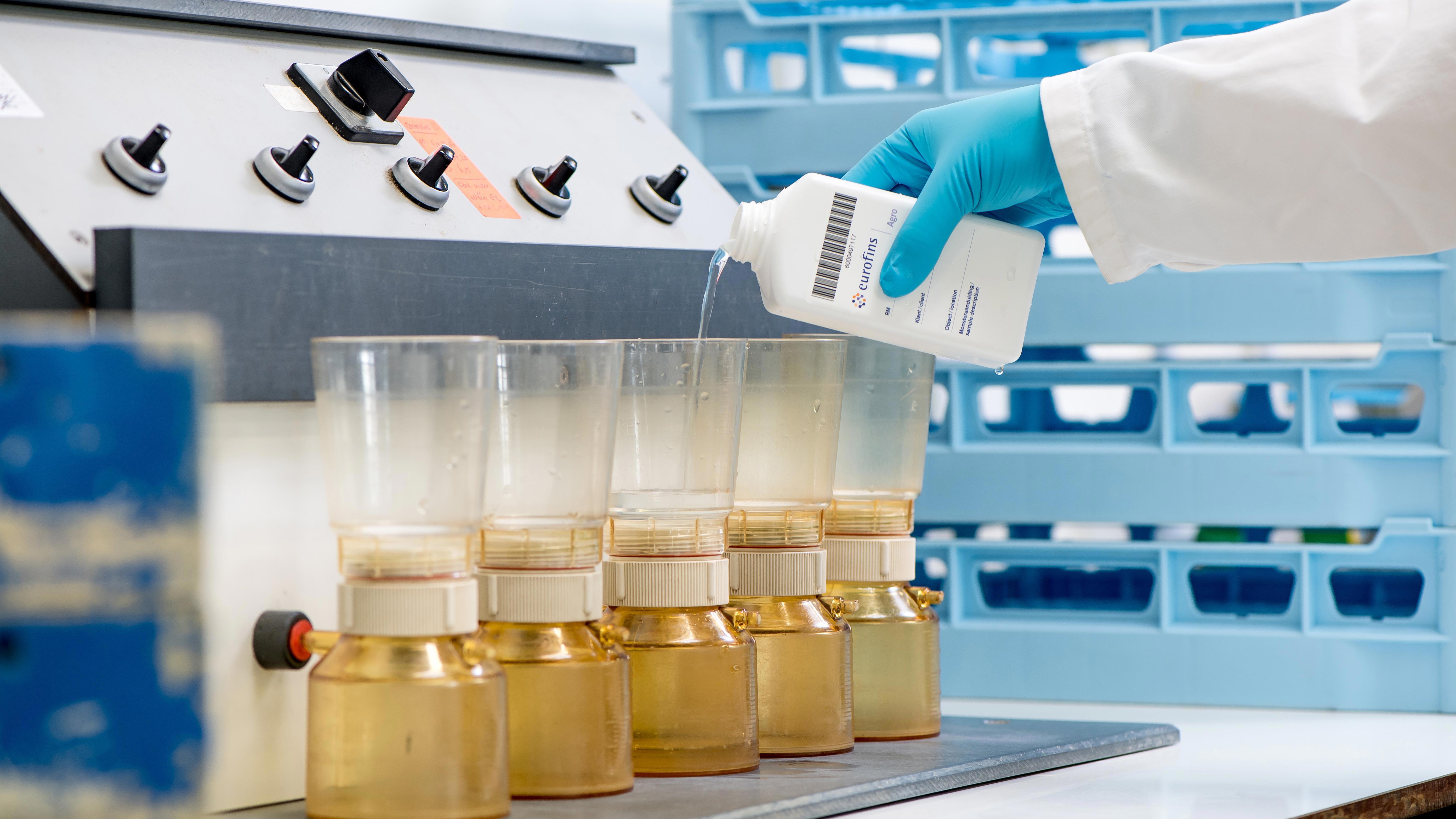 netherlands_eurofins-agro-testing_2_cropped-169