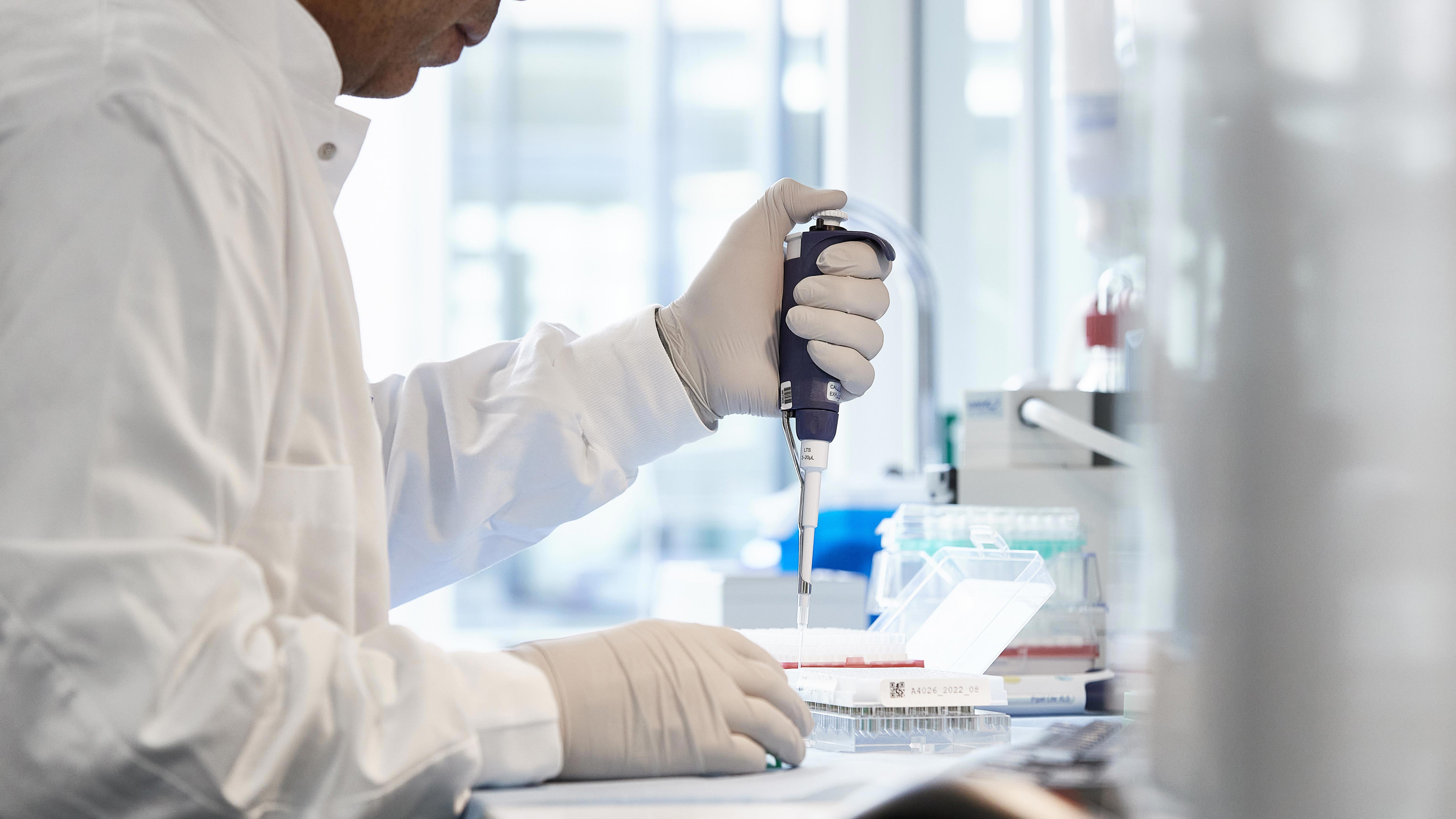 denmark_galten_eurofins-genomics_2022_11_cropped_169